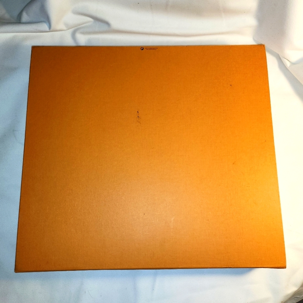 Louis Vuitton Gift Box - Picture 6 of 9